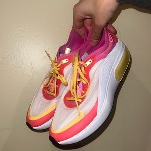 Nike Shoes. Womens Size 8.5.